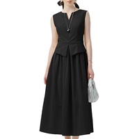 Robe deux pièces élégante et décontractée noire sans manches à col en V et taille plissée longueur midi, personnalisée et de haute qualité pour le printemps et l'été