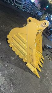 Nuovi accessori per escavatore secchio di inclinazione in acciaio e secchio di roccia per 5 Ton 7 Ton costruzione e fattoria escavatori - Product Image 3