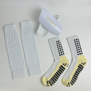 Set CMAX di Calzini da Calcio Antiscivolo per Allenamento con <span class=keywords><strong>Parastinchi</strong></span> Protettivi e Manicotti a Compressione di Alta Qualità - Product Image 3