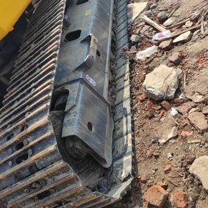 Excavatrice hydraulique Komatsu PC160LC-7 de 16 tonnes, d'occasion, fabriquée au Japon, avec moteur Komatsu, prix bas, durable et originale, pour inspection vidéo. - Product Image 6