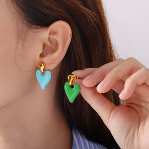 ต่างหูรูปหัวใจสแตนเลสดีไซน์ไม่สม่ำเสมอสำหรับผู้หญิงเครื่องประดับแฟชั่น - Product Image 4