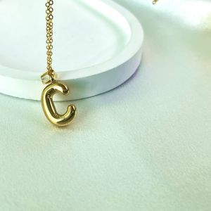 Nouveau à la mode 26 bijoux initiaux PVD 18K plaqué or perles chaîne bulle <span class=keywords><strong>graisse</strong></span> mignon lettre pendentif collier à breloques - Product Image 5