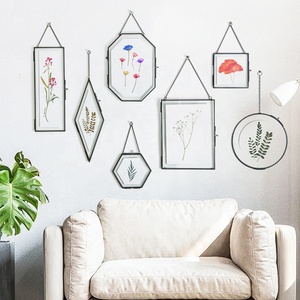 Khung Ảnh Treo Bằng Kim Loại Và Kính Màu Vàng 6X8 Khung Ảnh Treo Tường Khung Ảnh Treo Bằng Vàng, Album Ảnh & Phụ Kiện - Product Image 5