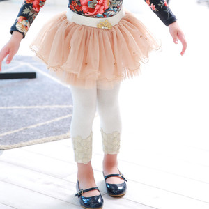 Leggings smockés pour enfants en gros avec cintres en PVC motif crâne - Product Image 1