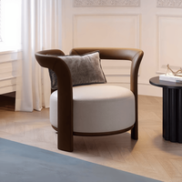 Fauteuil de luxe en teck doré avec structure en fil d'or, design moderne et décontracté, écologique, utilisation multi-espaces, mobilier de salle à manger et d'hôtel
