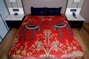 Woven <b>King</b> <b>Size</b> <b>Bed</b> <b>Sheet</b> Soft Comfortable Bedding Fabric <b>for</b> Home Bedroom Hotel Guest Room and Everyday Use - Product Image 4