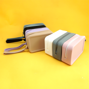 Waterproof Zipper Eco-Friendly Purse Handbag Cosmetic <strong>Bag</strong> <strong>Large</strong> Fashionable Portable Silicone <strong>Makeup</strong> <strong>Bag</strong> for Travel - Product Image 5
