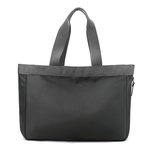 Sac pour ordinateur portable en nylon durable et hydrofuge 15,6 pouces, sacoche d'affaires légère et extensible, sac à bandoulière pour homme, sac pour ordinateur portable décontracté - Product Image 2
