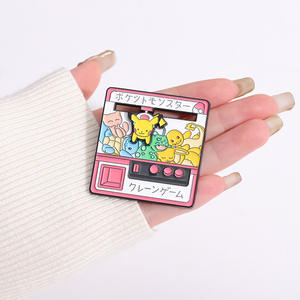 定制金属卡通可爱丝网印刷旋转搪瓷别针翻领别针徽章 - Product Image 3