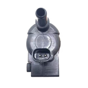 Válvula solenoide de filtro de carbón Gm 1362007170 136200-7170 para control del sistema de combustible automotriz - Product Image 5