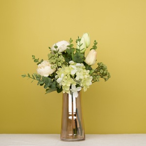 CallaFloral Bouquet de pivoines et de tulipes artificielles pour la décoration de la maison, décoration murale à tenir à la main CF01071 - Product Image 1