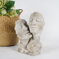 Lianda Moderne Abstrait Amant Statue Offre Spéciale De Table Embrasser Couple Sculpture Figurative Avec Visage Humain pour L'amour