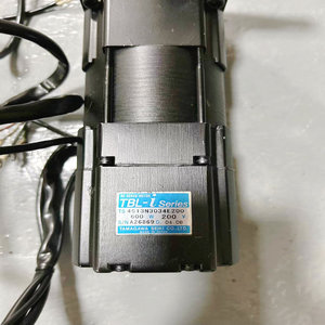 Moteur TS4514N3036E200 - Origine Japon - Filetage fraisé - 5 kg - Product Image 4