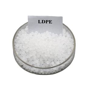 Gránulos de HDPE6097 de Grado Film, Materia Prima Plástica, Materia Prima de HDPE, Gránulos de LLDPE LDPE, Granuladores de Plástico - Product Image 1