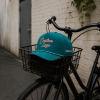 Casquette de golf 5 panneaux avec logo en silicone personnalisé, OEM, faible MOQ, haute qualité, visière incurvée, respirante, anti-humidité, durable