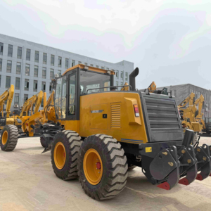 รถเกรดเดอร์ PF Excellent Performance Road Machine รุ่น Gr2153 มือสอง กำลัง 220 แรงม้า พร้อมเครื่องยนต์ทรงพลังสำหรับขาย - Product Image 1