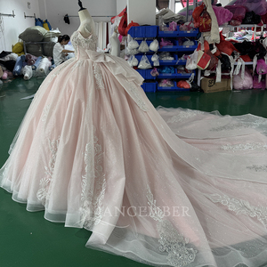 Vestido de Quinceañera Moderno Rosa Claro con Apliques, Lentejuelas, Cuentas y Encaje, Vestido de Fiesta de Gala Talla XS176 - Product Image 6