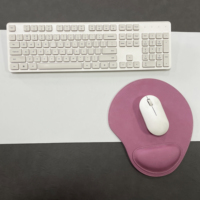 Alas Mouse kulit PU profesional, Aksesori Meja kantor berukir Laser dengan sandaran tangan ergonomis