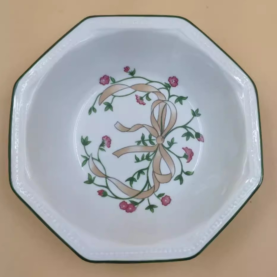 Assiette blanche de 5,5 pouces