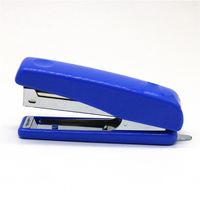Agrafeuse de bureau professionnelle YS96, style basique, agrafeuse manuelle en plastique, taille moyenne, pour papier de bureau 10 Agrafeuses