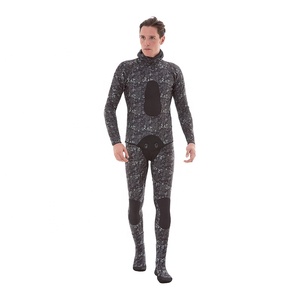 DIVESTAR 3mm 5mm Custom Neoprene Waterproof Breathable Wet Suit Men 2 Pieces Camo Spearfishing <strong>Wetsuit</strong> for <strong>Adult</strong> - Product Image 5