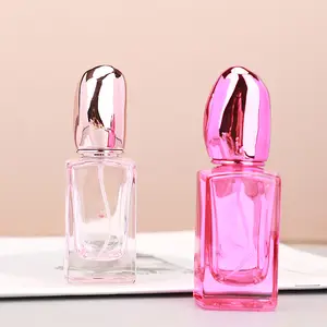 Bouteille de parfum portable rectangulaire de couleur transparente de 30ml Bouteille de pulvérisation cosmétique exquise Bouteille vide en verre