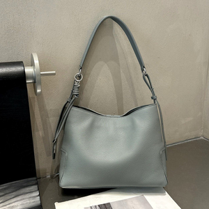 Bolso de Hombro de Cuero Granulado de Lujo para Mujer, Bolso Minimalista Tipo Hobo, Bolso de Mano de Cuero Genuino de Alta Calidad - Product Image 4