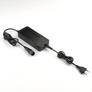 Chargeur rapide pour <span class=keywords><strong>batterie</strong></span> de vélo électrique 42V 4A adapté aux batteries 630Wh 720Wh <span class=keywords><strong>Yamaha</strong></span> Haibike AllMtn 10 - Product Image 2