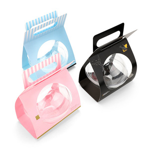 <span class=keywords><strong>Caja</strong></span> de Plástico Transparente Portátil para Alimentos al por Mayor con Asa de Papel Kraft Recubierto, <span class=keywords><strong>Tipo</strong></span> Carpeta con Relieve para Empaque de Mousse Kccb - Product Image 1