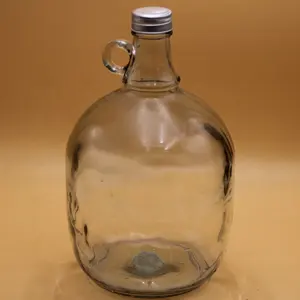Bouteille transparente de 3.9 litres avec poignée d'oreille unique/bouteille en verre de californie pour la Vodka de vin
