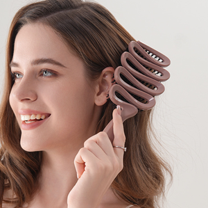 Peine para el cabello de color <span class=keywords><strong>s</strong></span>ólido 2026 con cerdas grandes de silicona y mango de plástico, con masaje capilar y peinado voluminoso para mujeres y hombres, uso doméstico - Product Image 5