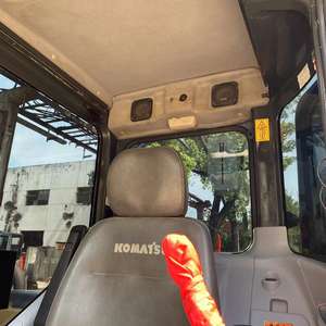 รถขุดขนาดเล็ก Komatsu 78พร้อมเครื่องยนต์ของ Isuzu 7ton น้ำหนักในการดำเนินงานและมอเตอร์ปั๊มที่ใช้งานได้จริงในประเทศญี่ปุ่น - Product Image 3