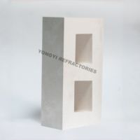 Brique de Corindon Mullite avec 75-90% de teneur en Al2O3 pour le processus de moulage de l'industrie réfractaire, Marque Yongyi, Fabricant Chinois