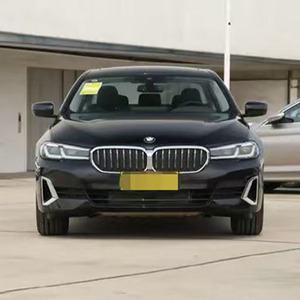 2020 530i M thể thao-Hệ thống treo thể thao, phanh thể thao M, kiểu dáng ngoại thất tích cực - Product Image 1