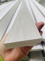 Plinthe de plafond en PVC haute densité, design moderne, résistante à l'humidité, durable, écologique, pour hôtel, appartement, bureau, immeuble