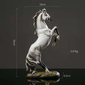 Estatua de caballo de resina, estatua de caballo blanco y negro, productos de caballos, novedad de 2020