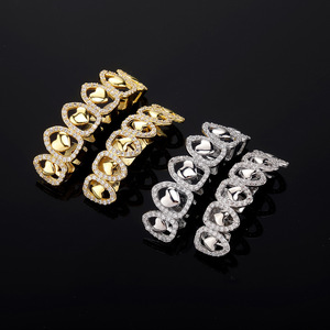 เครื่องประดับฮาโลวีนขายส่ง ชุบทอง เงิน สีเมทัลลิก สไตล์ฮิปฮอป ทองเหลืองและเพชรซิร์คอน ชุดกริลล์รูปหัวใจแบบโปร่ง 6 ชิ้น - Product Image 5