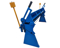 Machine à plier manuelle à lames segmentées Largeur de traitement maximale : 2540 mm Épaisseur jusqu'à 2,5 mm Convient pour le pliage de boîtes