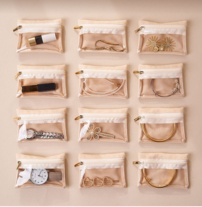 Organisateur de bijoux de voyage en cuir PU avec logo personnalisé, pochette zippée en velours rectangulaire moderne 24x12x8cm Ele Queen EQ668 Bracelets - Product Image 6