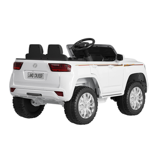 Gran oferta, nuevo modelo, coche de juguete para niños, tracción en las cuatro ruedas, Control remoto para niños de 2 a 4 años, uso al aire libre, hecho de plástico - Product Image 3