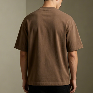 T-shirt Oversize in Cotone Pettinato Marrone Caffè 300GSM per Forniture all'Ingrosso e Branding Aziendale - Product Image 3