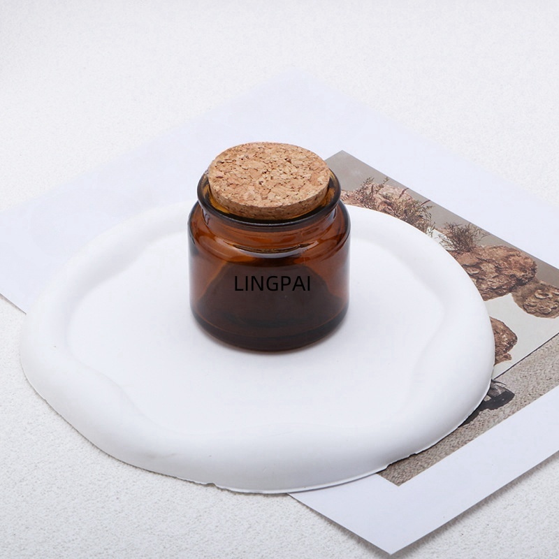 Bocal en verre ambré