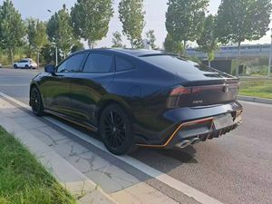 Mobil Sport Mewah Changan UNI-V 1.5T Bekas Tahun 2024 dengan Setir Kiri, Sunroof, Lampu Depan LED, Kamera Belakang, Jok Kulit - Product Image 2