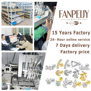 Anelli per <span class=keywords><strong>Ombelico</strong></span> Estivi Sexy in Acciaio Chirurgico con Zirconi Dorati, <span class=keywords><strong>Gioielli</strong></span> per <span class=keywords><strong>Piercing</strong></span> da Festa e Fidanzamento - Product Image 6