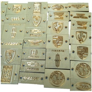 Moldes de Silicona de Grado Alimenticio Premium ABS PP para Inyección, Moldes de Silicona para Piezas de Vehículos, Tolerancia de 0.01mm - Product Image 1