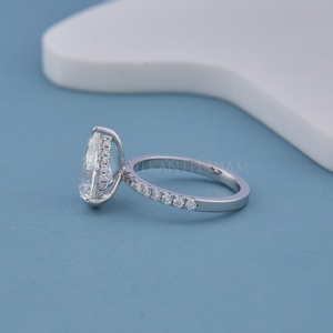 Bague tendance en or blanc avec diamants de laboratoire ronds et en forme de poire, bijoux fins pour femmes, provenant d'Inde - Product Image 2