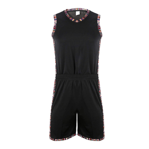 Uniforme de Baloncesto Corto Cómodo, Transpirable, Ecológico y de Alta Calidad para Adultos, Color Sólido, Nueva Llegada, Diferentes Tallas - Product Image 1