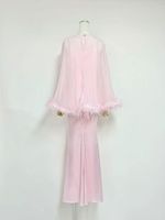 Robe de soirée longue en satin de luxe A12713 avec bordure en plumes d'autruche