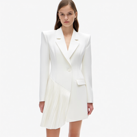 Robe Blazer Blanche Femme Personnalisée en Gros à Manches Longues, Col Cranté, Bouton Unique, Ourlet Plissé Asymétrique, Idéale pour le Bureau et les Fêtes