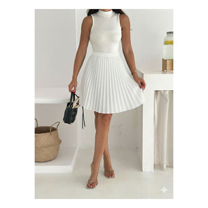Mini-jupe plissée blanche pour femme, taille élastique, tissu satiné, style robe à col haut - Product Image 1